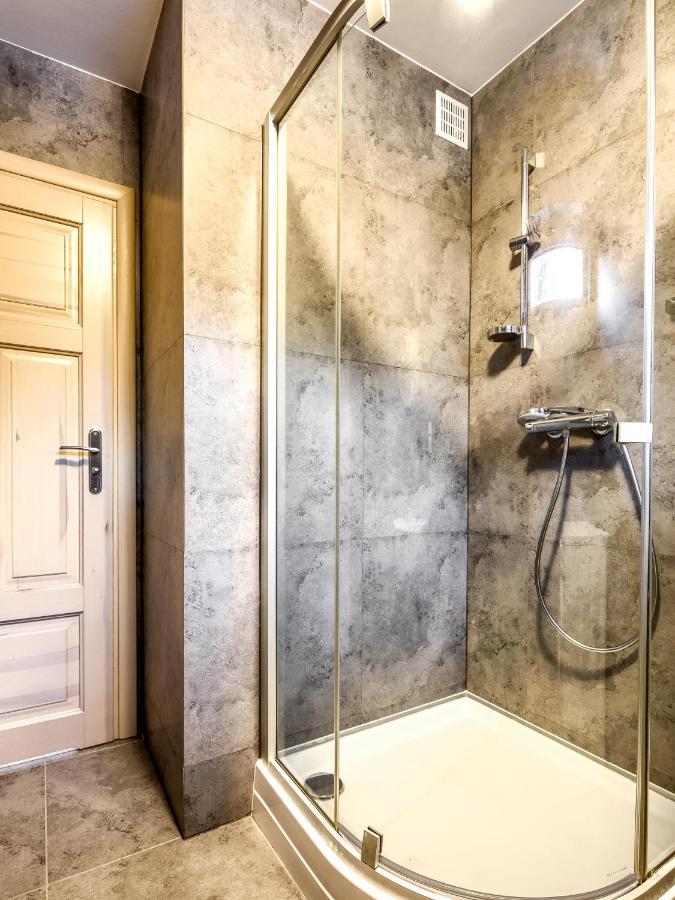 Mazursko - Komfortowe Apartamenty Nad Jeziorem, Sauna, Kominki Na Parterze เครโตวิเนย์ ภายนอก รูปภาพ