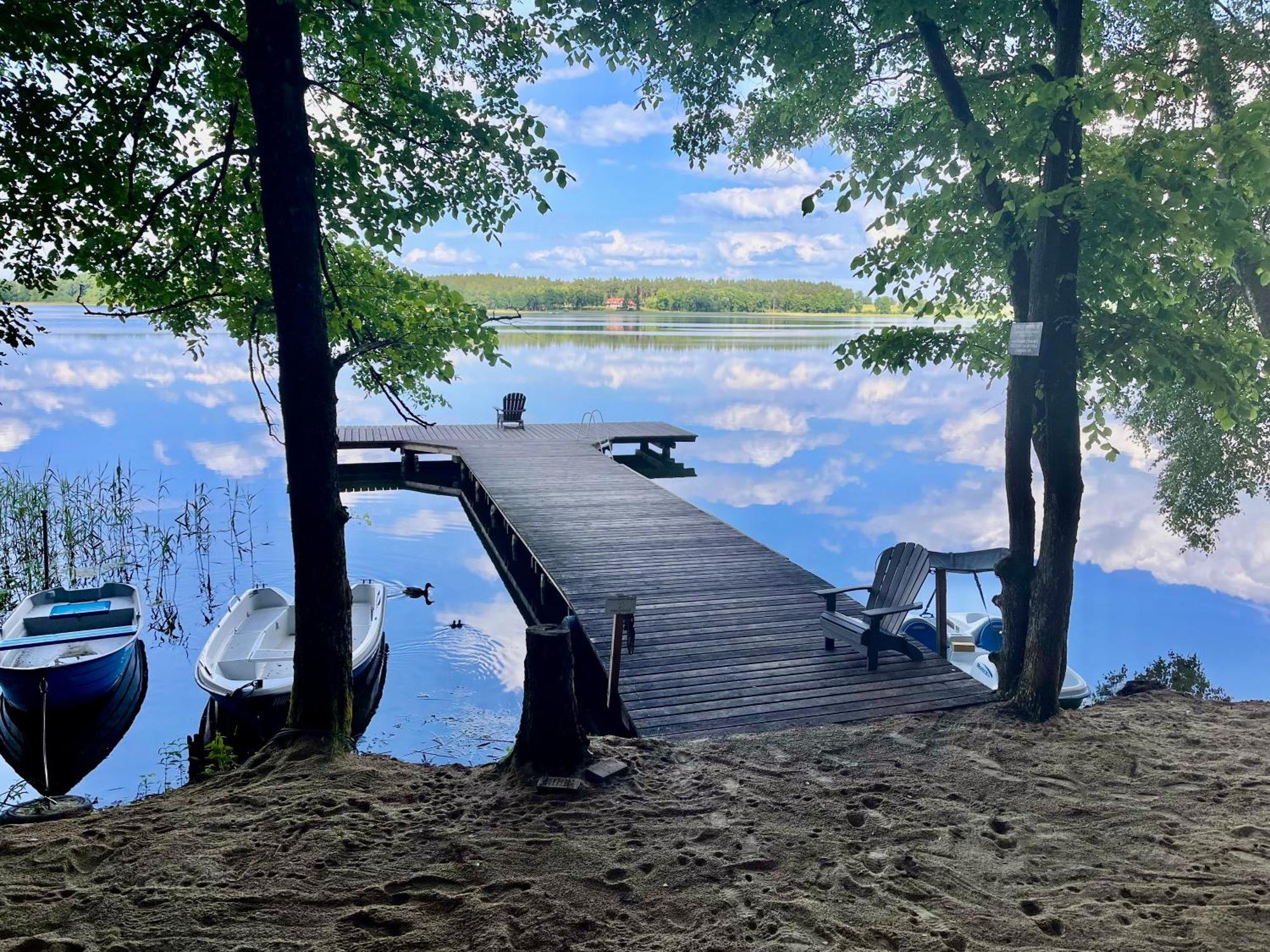 Mazursko - Komfortowe Apartamenty Nad Jeziorem, Sauna, Kominki Na Parterze เครโตวิเนย์ ภายนอก รูปภาพ